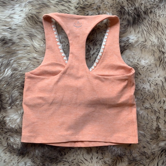 NEW beyond yoga crop top - Picture 3 of 5